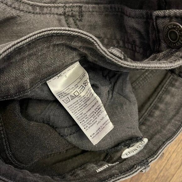 Old Navy Super Skinny Jeans - Picture 8 of 11